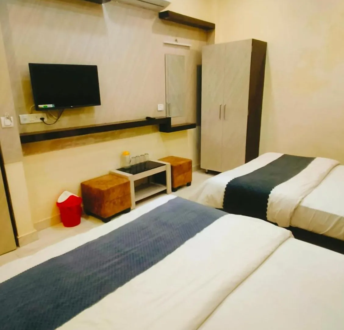 Hotel Prakash Residency Varanasi 0*,  India